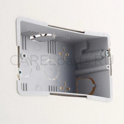 PGTA00RM70 Корпус CAREL для врезного монтажа pGDX 7” PGTA00RM70 Корпус CAREL для врезного монтажа pGDX 7”